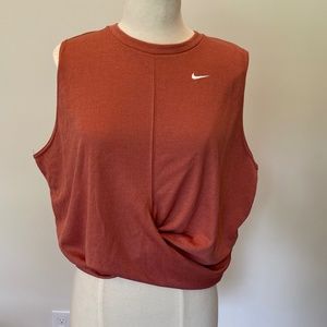 Nike Dry Crop Twist Tank Size XXL NWT  Canyon Rust